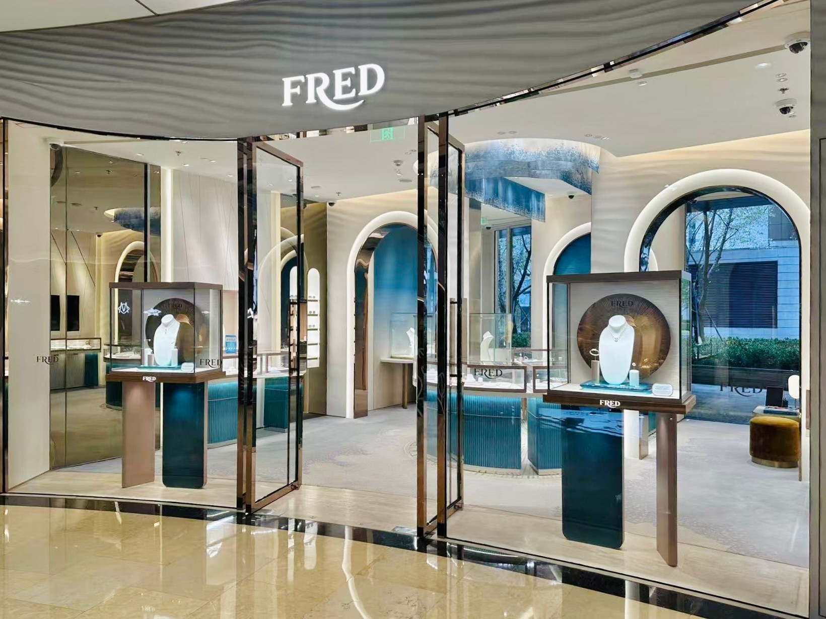 兴业太古汇精品店